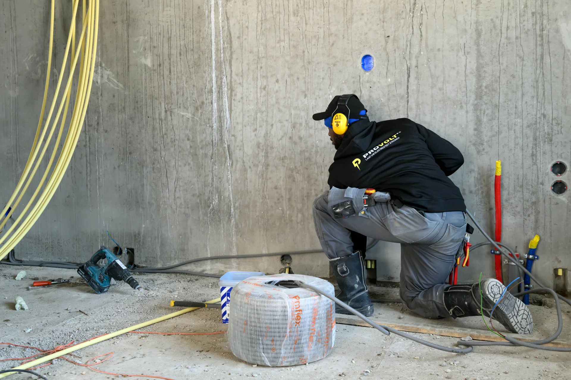 Noodverlichting installeren en onderhouden