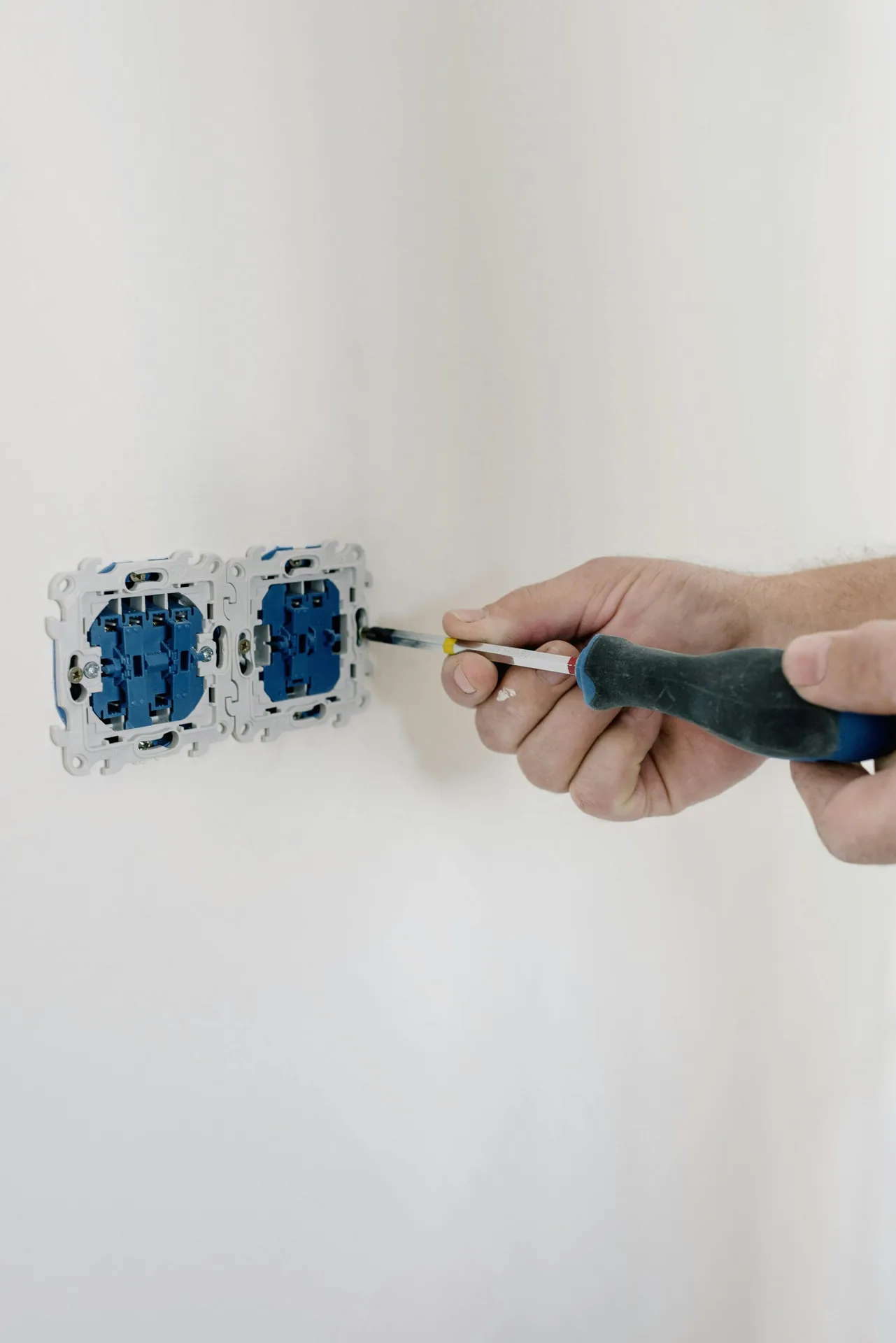 Stopcontacten, schakelaars en verlichting